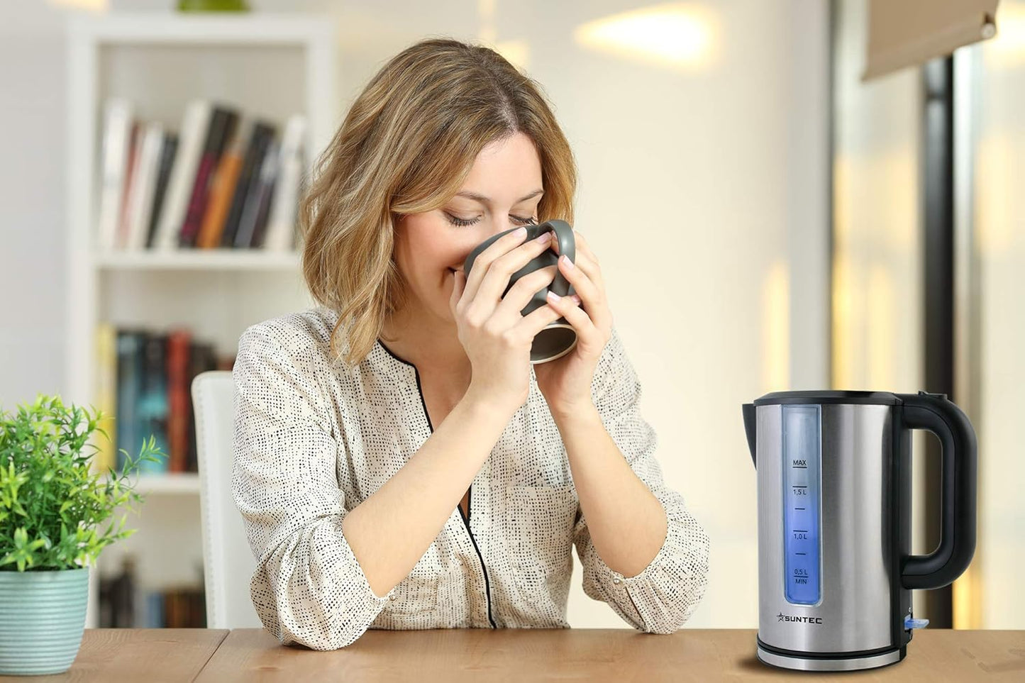 Suntec WAK-8304 Stainless Steel Kettle - Quick Boiling | 1.5 Litres | Powerful with Max 3100 Watt | Automatic Shut-Off | Removable Limescale Filter | with Lighting in Blue
